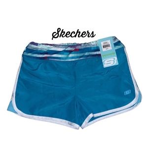 SKECHERS Active turquoise tide size 10/12 NWT